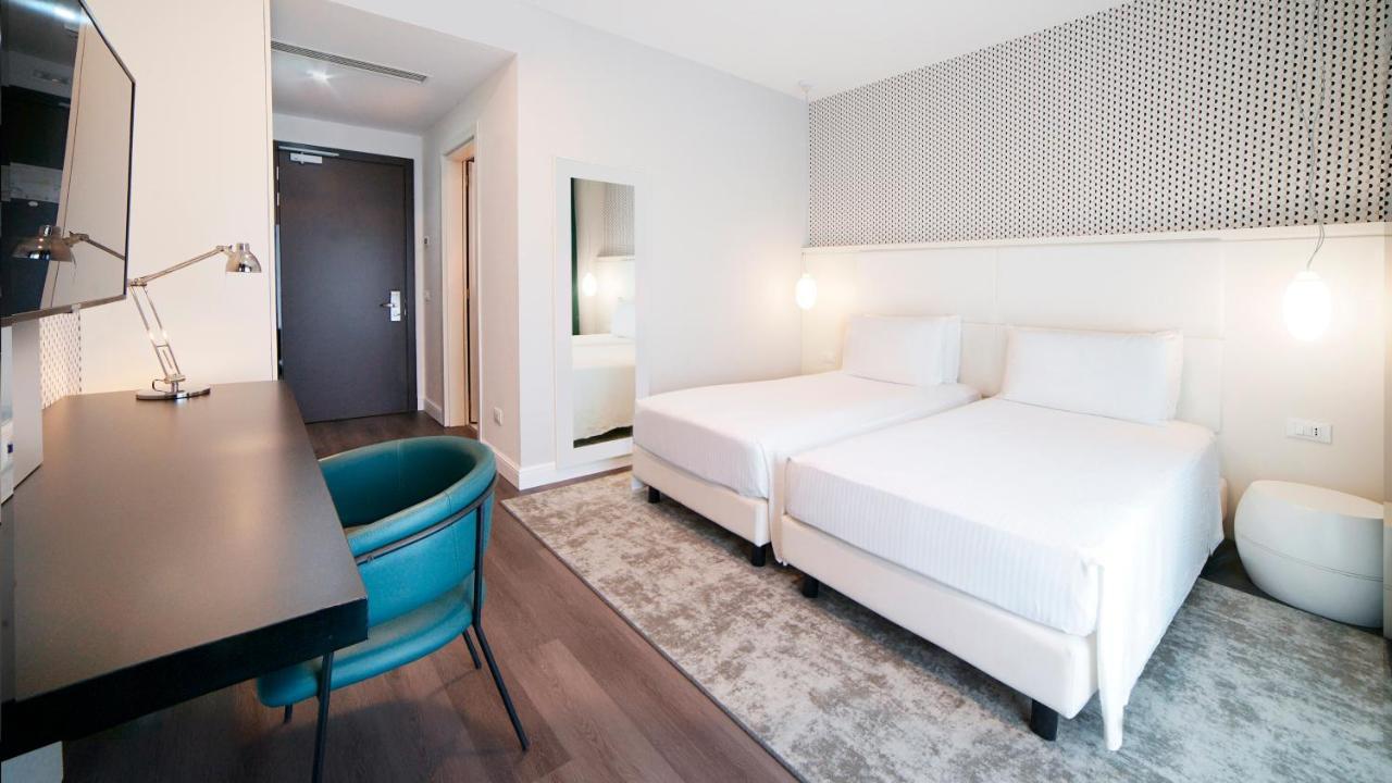 Holiday Inn Nola - Naples Vulcano Buono By Ihg Eksteriør billede