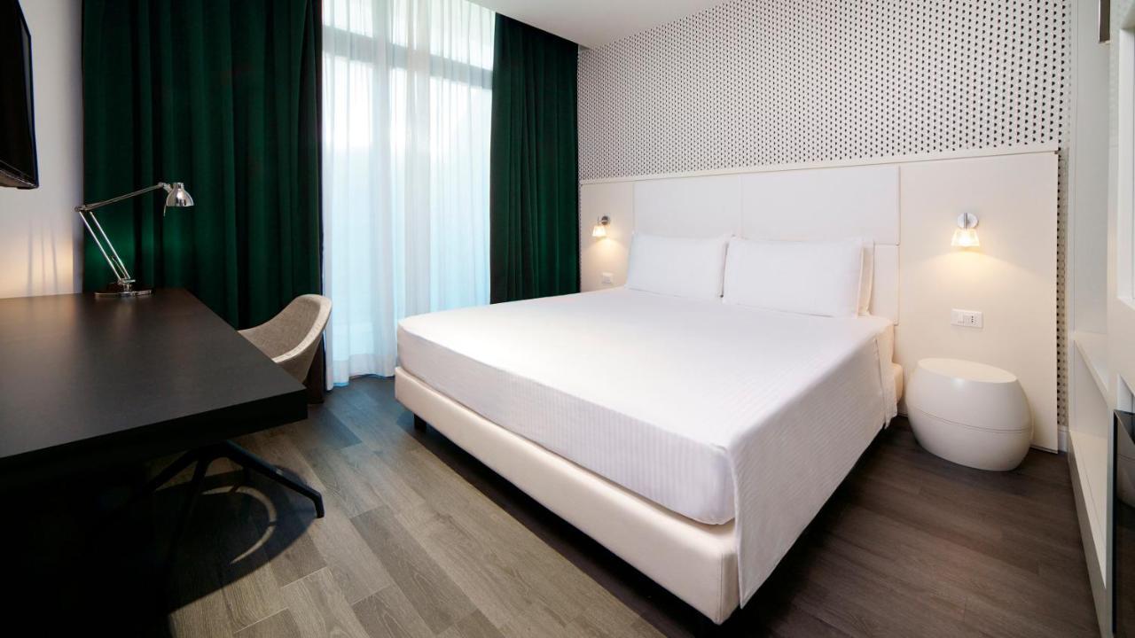 Holiday Inn Nola - Naples Vulcano Buono By Ihg Eksteriør billede